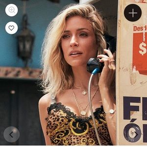 Uncommon James Bahai necklace- gold